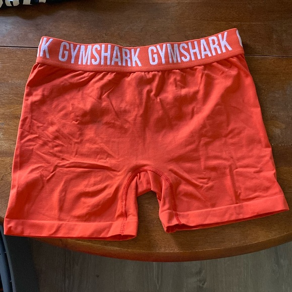 Gym shorts - Picture 1 of 2